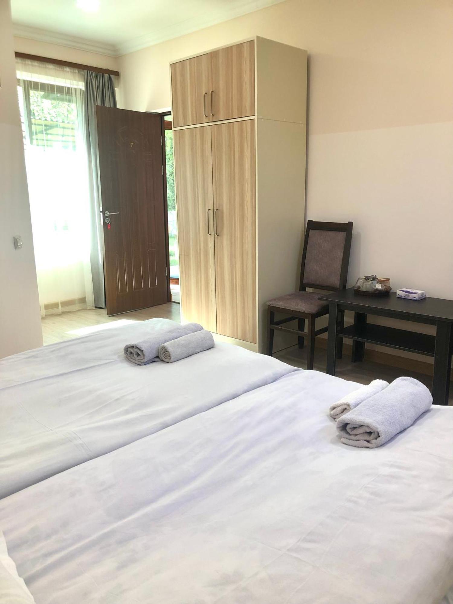 Guest House Anahit Ijevan Extérieur photo