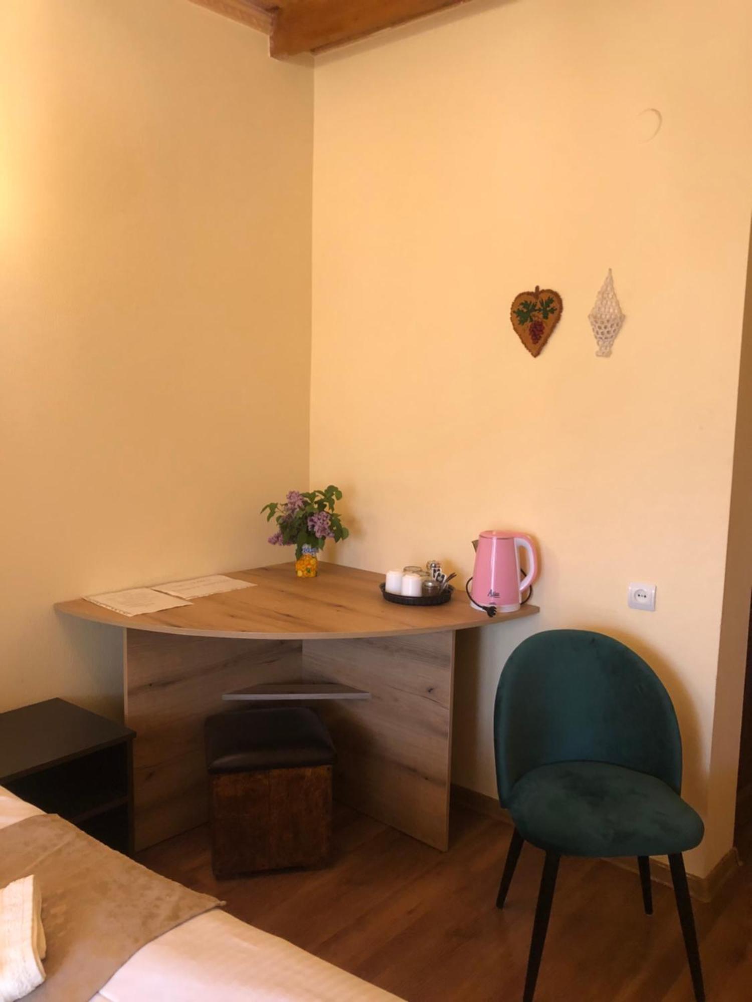 Guest House Anahit Ijevan Extérieur photo