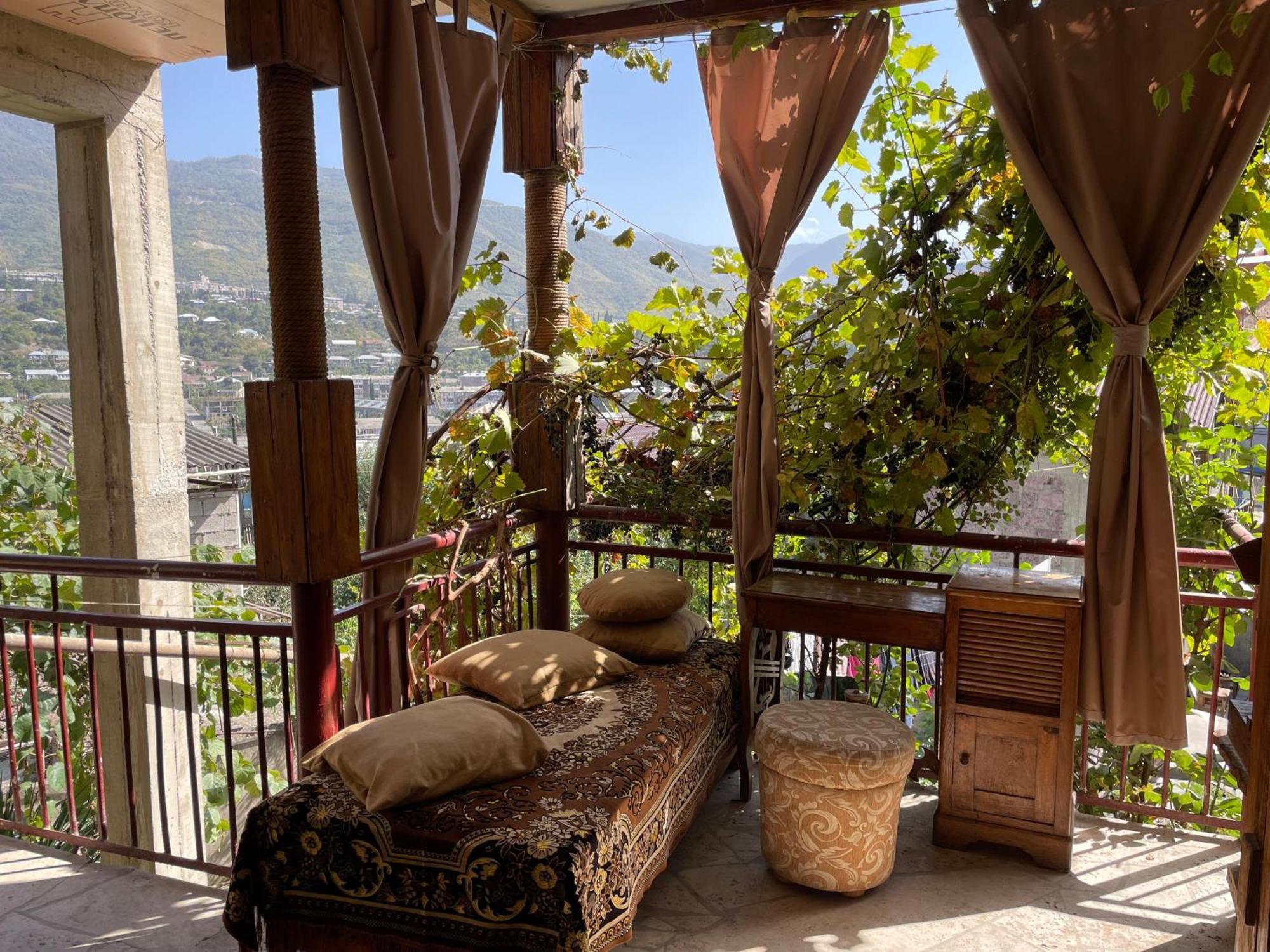 Guest House Anahit Ijevan Extérieur photo