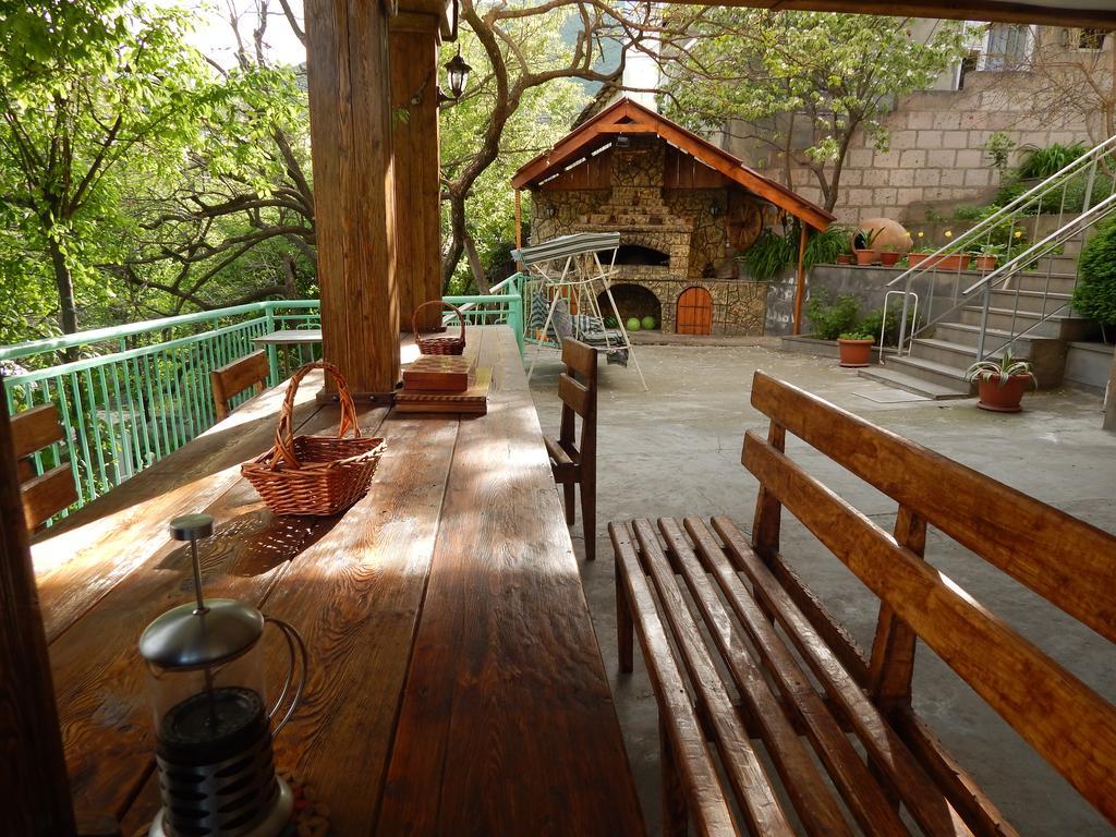 Guest House Anahit Ijevan Extérieur photo
